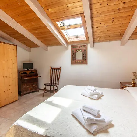 Apartment 203b - The Cherry House, Con Giardino E Piscina Carro