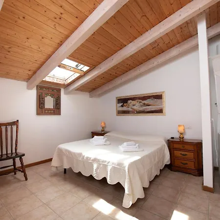 203b - The Cherry House, Con Giardino E Piscina *